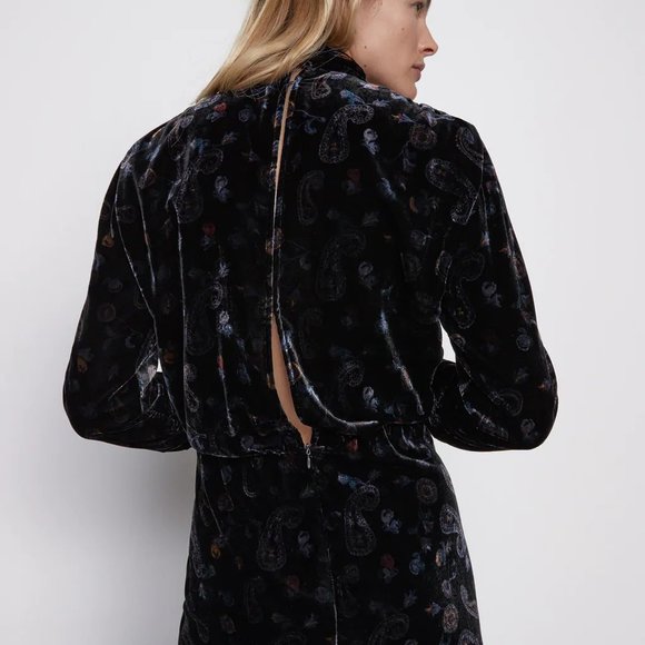 Perfect holiday dress ZARA PRINTED VELVET DRESS - Picture 4 of 8